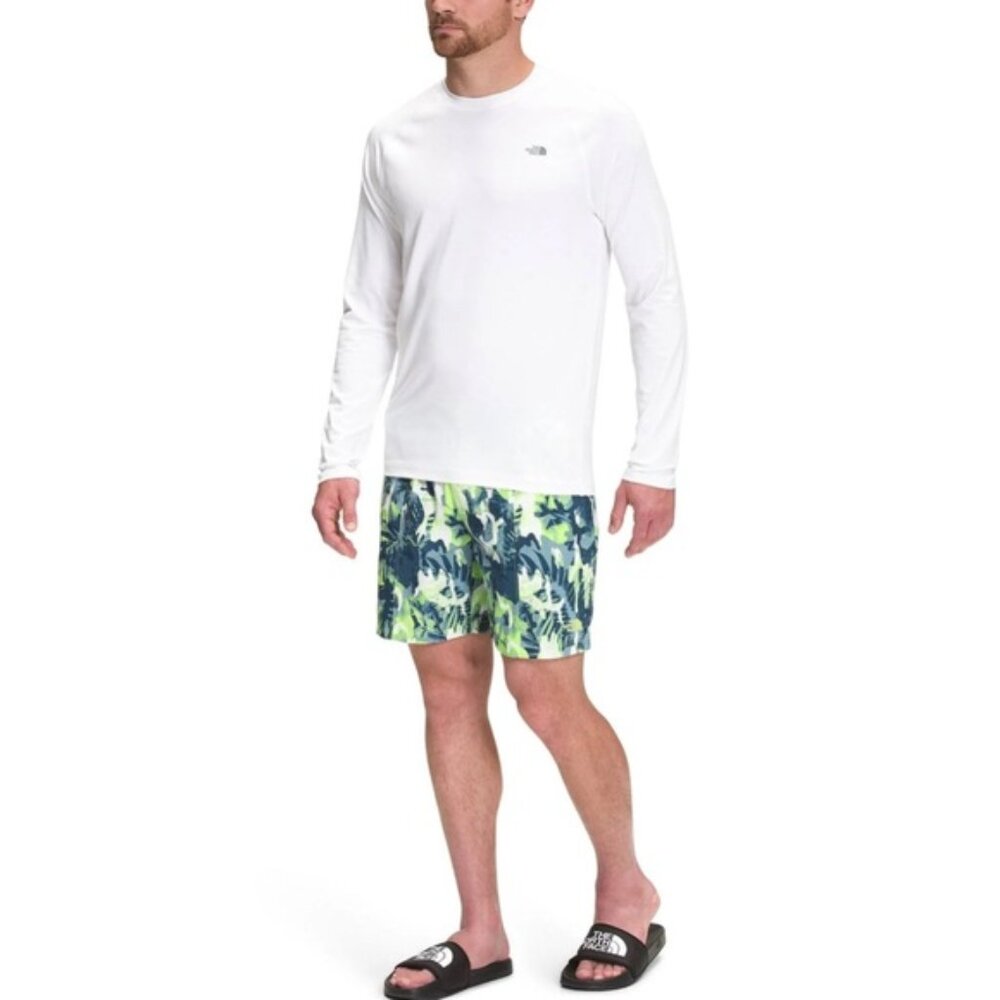 NWT THE NORTH FACE Class V PullOn Nylon Climbing Hiking Shorts Green Print LARGE